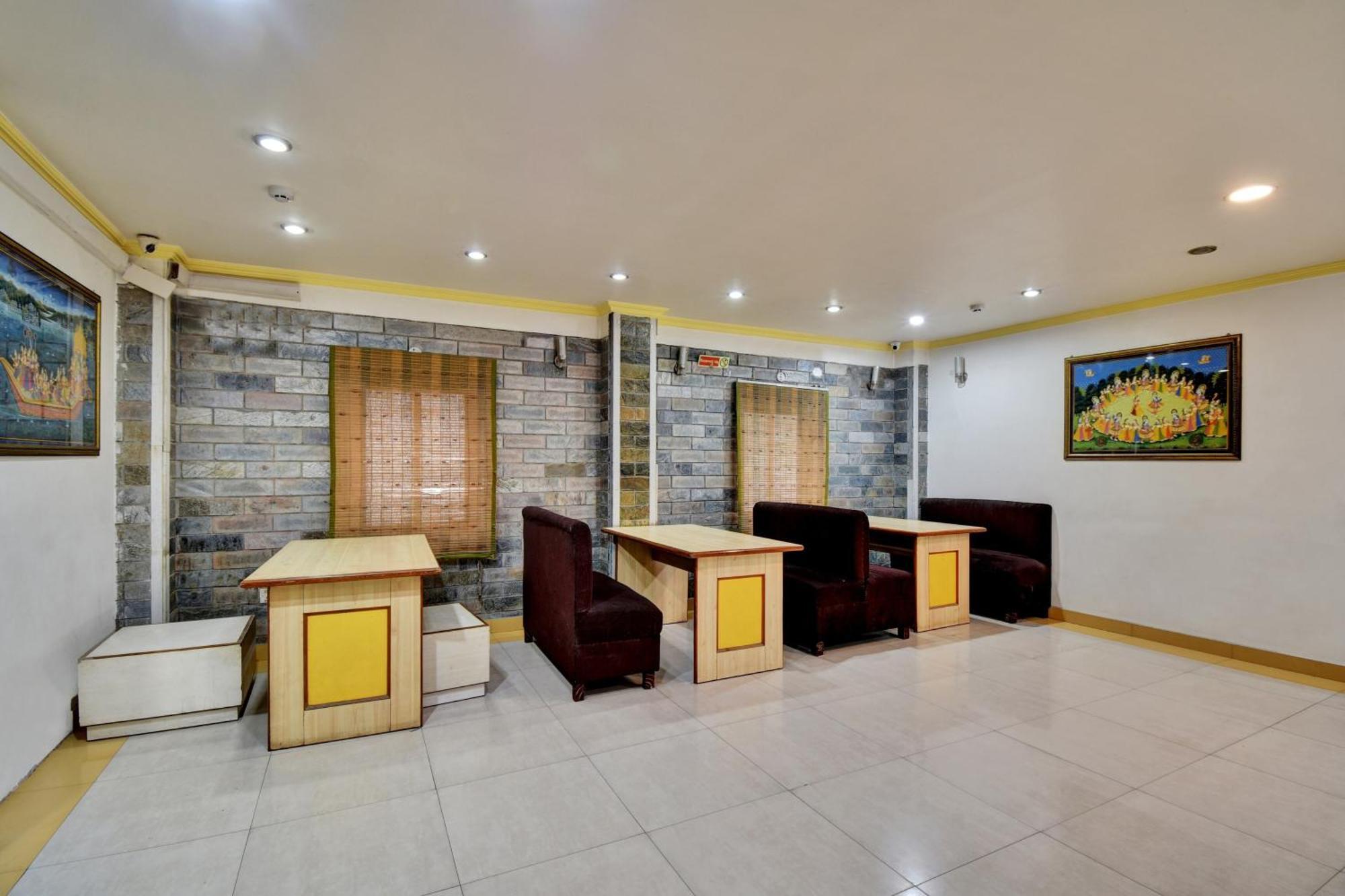Townhouse Hotel Fly View ชัยปุระ ภายนอก รูปภาพ