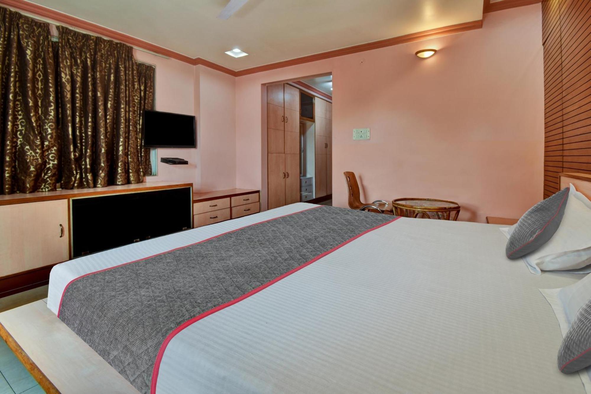 Townhouse Hotel Fly View ชัยปุระ ภายนอก รูปภาพ
