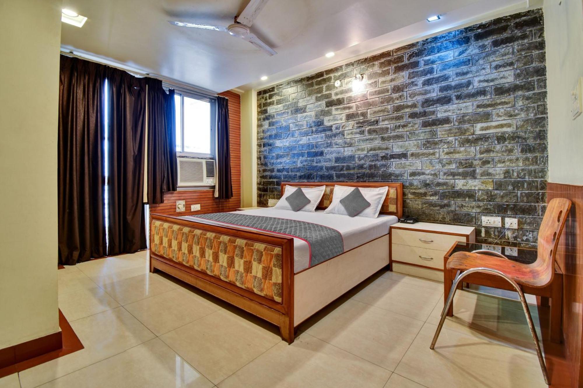 Townhouse Hotel Fly View ชัยปุระ ภายนอก รูปภาพ