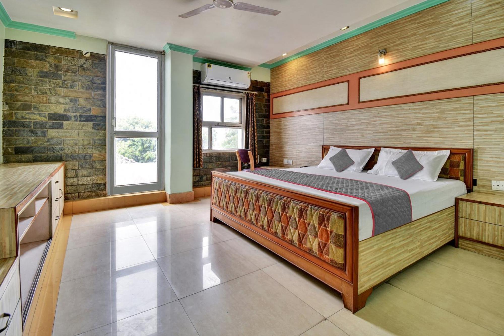 Townhouse Hotel Fly View ชัยปุระ ภายนอก รูปภาพ