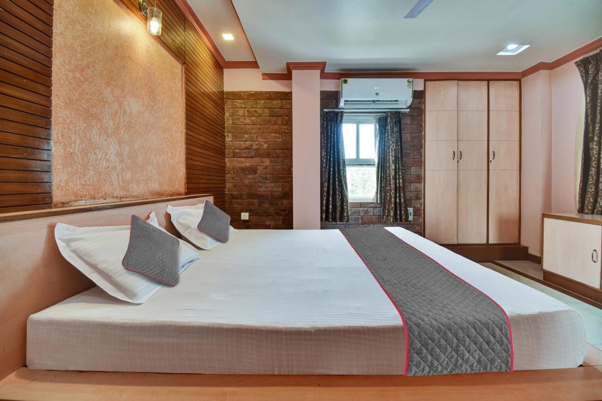 Townhouse Hotel Fly View ชัยปุระ ภายนอก รูปภาพ